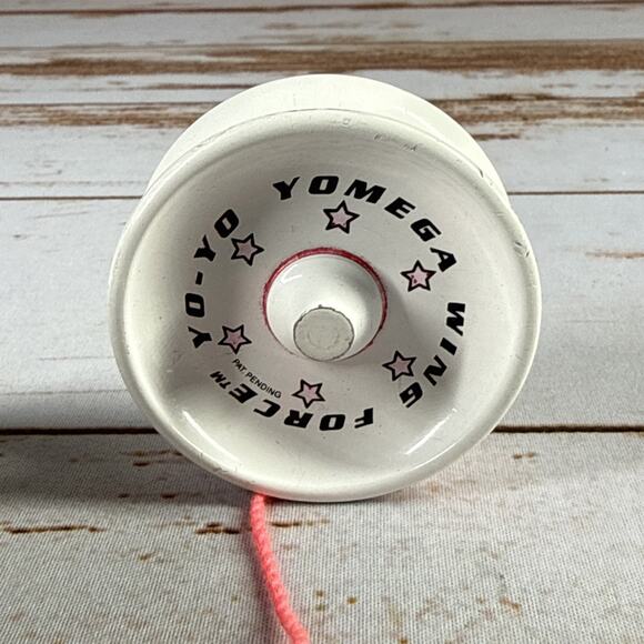 Yomega Wing Force Aluminum Yo-Yo & Leather Holder - Picture 7 of 7